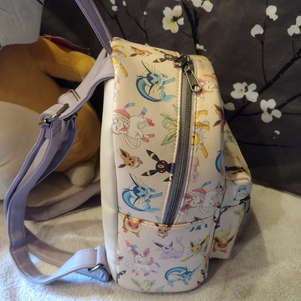 Eveelutions Loungefly mini backpack - Picture 6 of 6